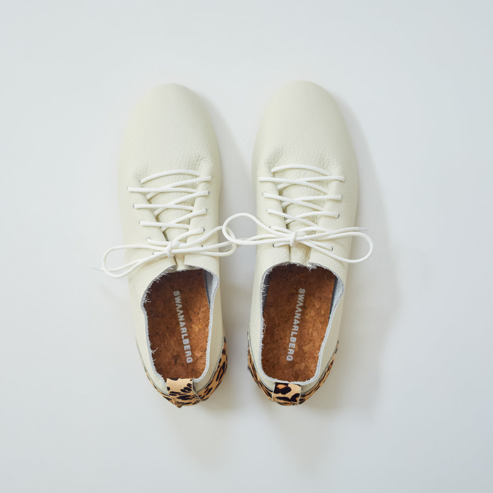 Lace Up Shoes / Leopard