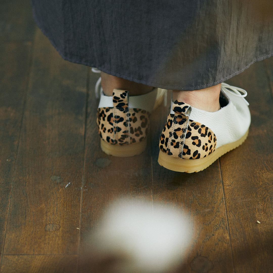Lace Up Shoes / Leopard