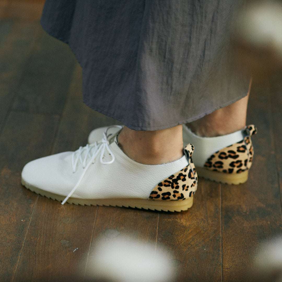 Lace Up Shoes / Leopard