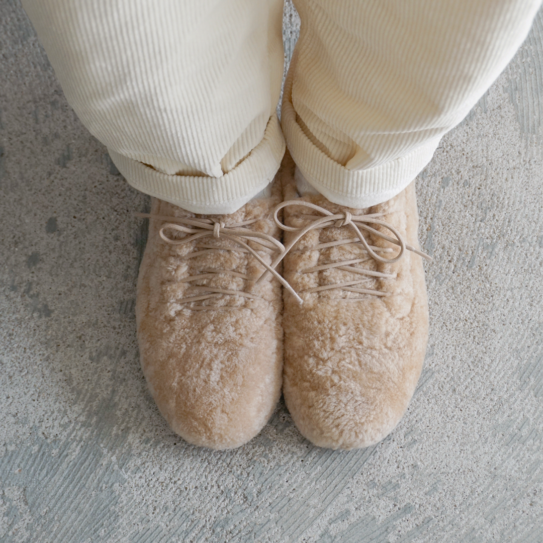 Lace Up Shoes / Mouton