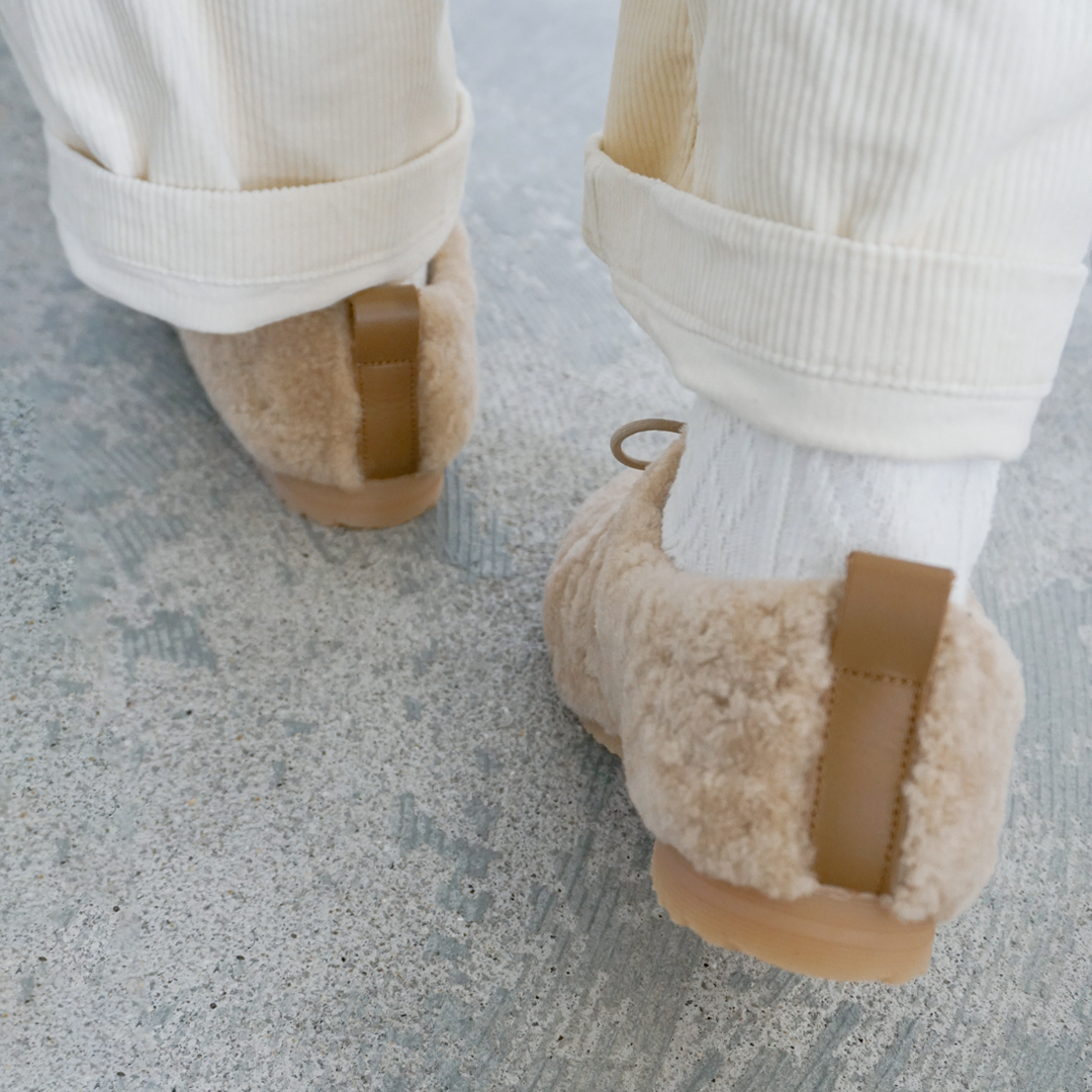 Lace Up Shoes / Mouton