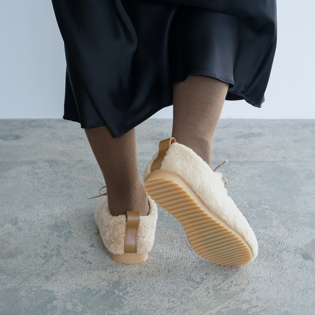 Lace Up Shoes / Mouton