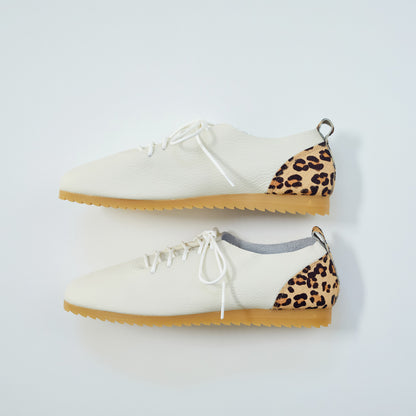 Lace Up Shoes  /  Leopard