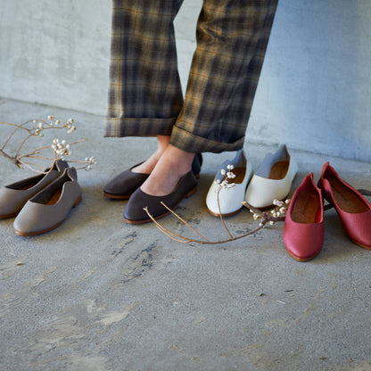 Flat Pumps